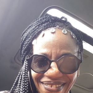 Meet your Posher, Sylvia